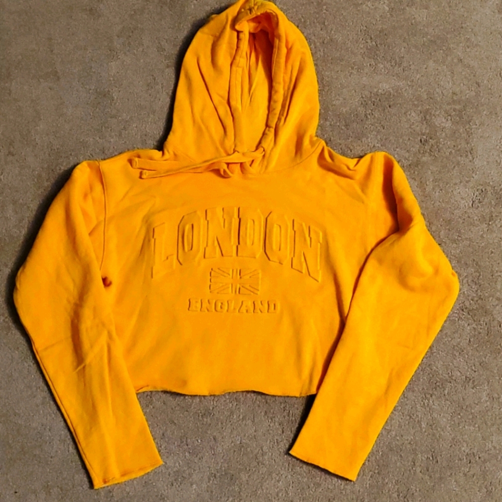Cropped hoodie